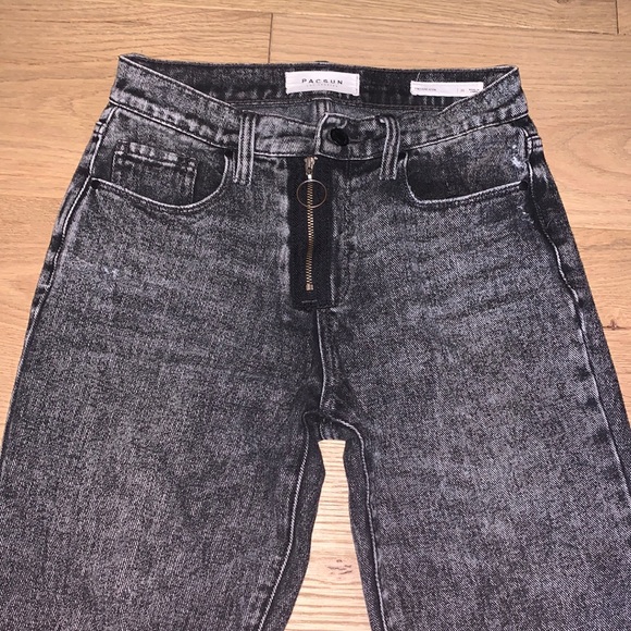 Pacsun Mom Jeans - Picture 1 of 4